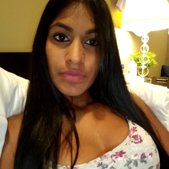 Meet your Posher, Anita - Picture 1 of 1